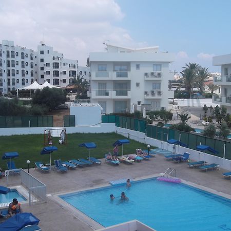 Livas Hotel Apartments Pernera Екстериор снимка