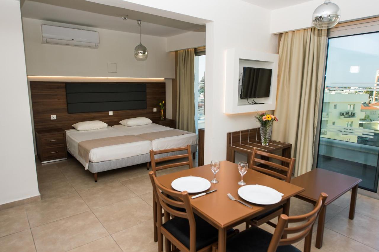 Livas Hotel Apartments Pernera Екстериор снимка