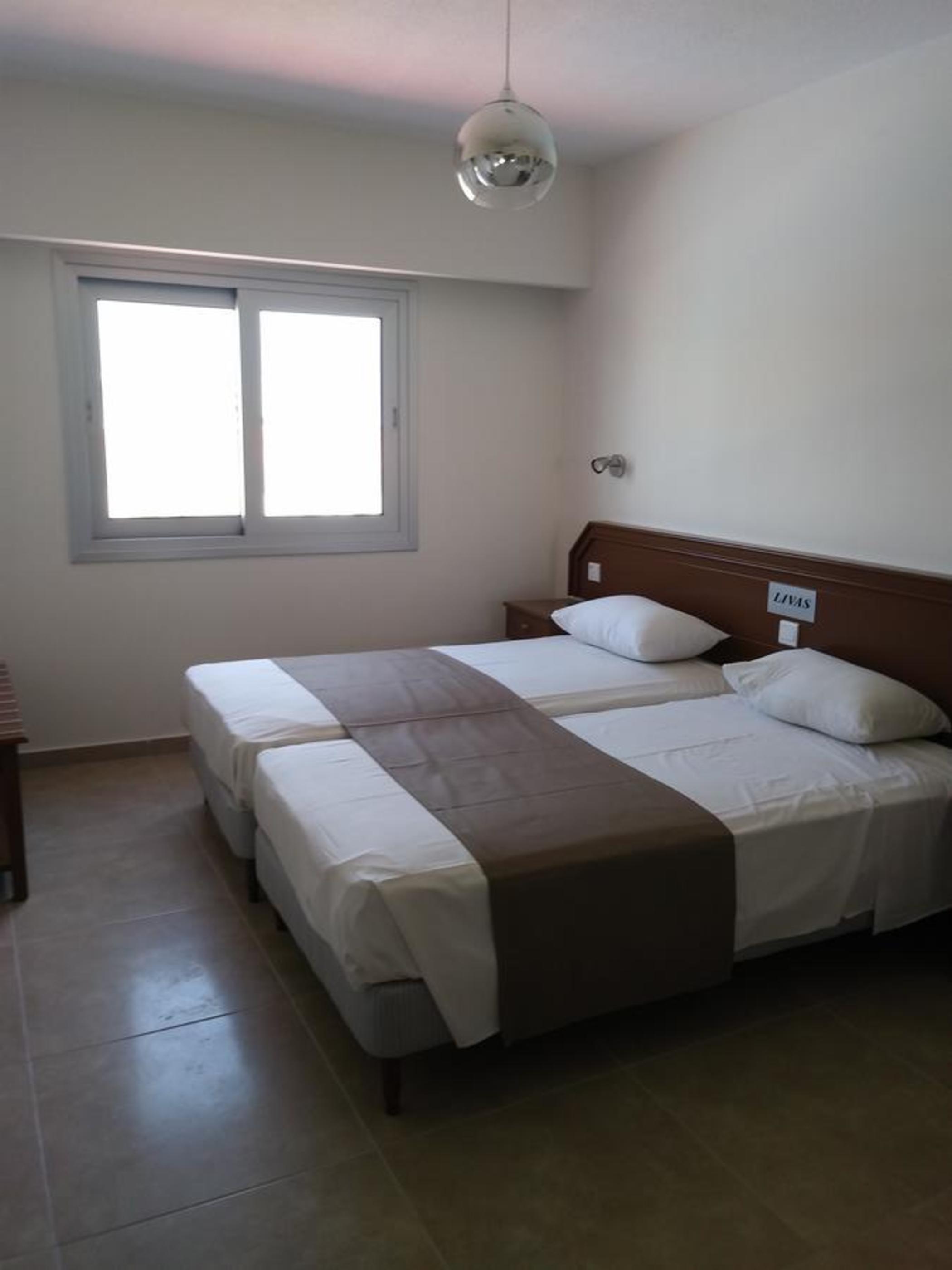 Livas Hotel Apartments Pernera Екстериор снимка