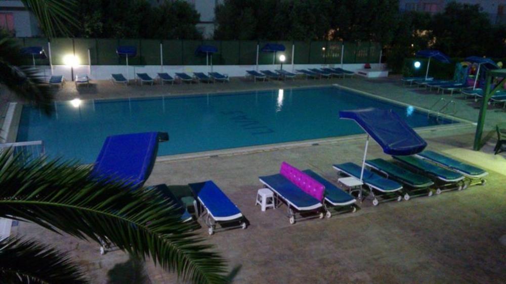 Livas Hotel Apartments Pernera Екстериор снимка