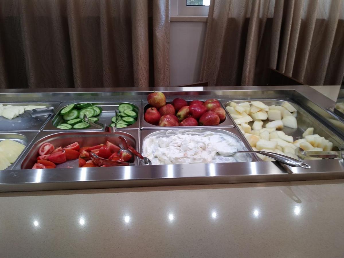 Livas Hotel Apartments Pernera Екстериор снимка